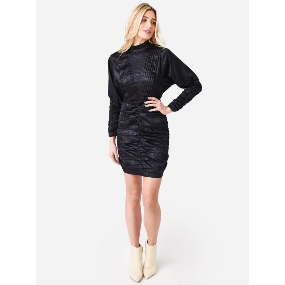 Hunter Bell Ariana High Neck Long Sleeve
Ruched Black Mini Dress Size 6